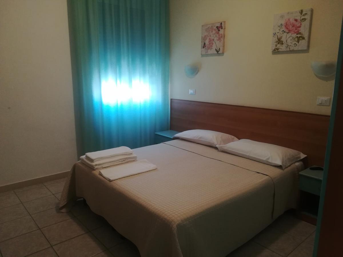 Hotel Valente Ортона Экстерьер фото