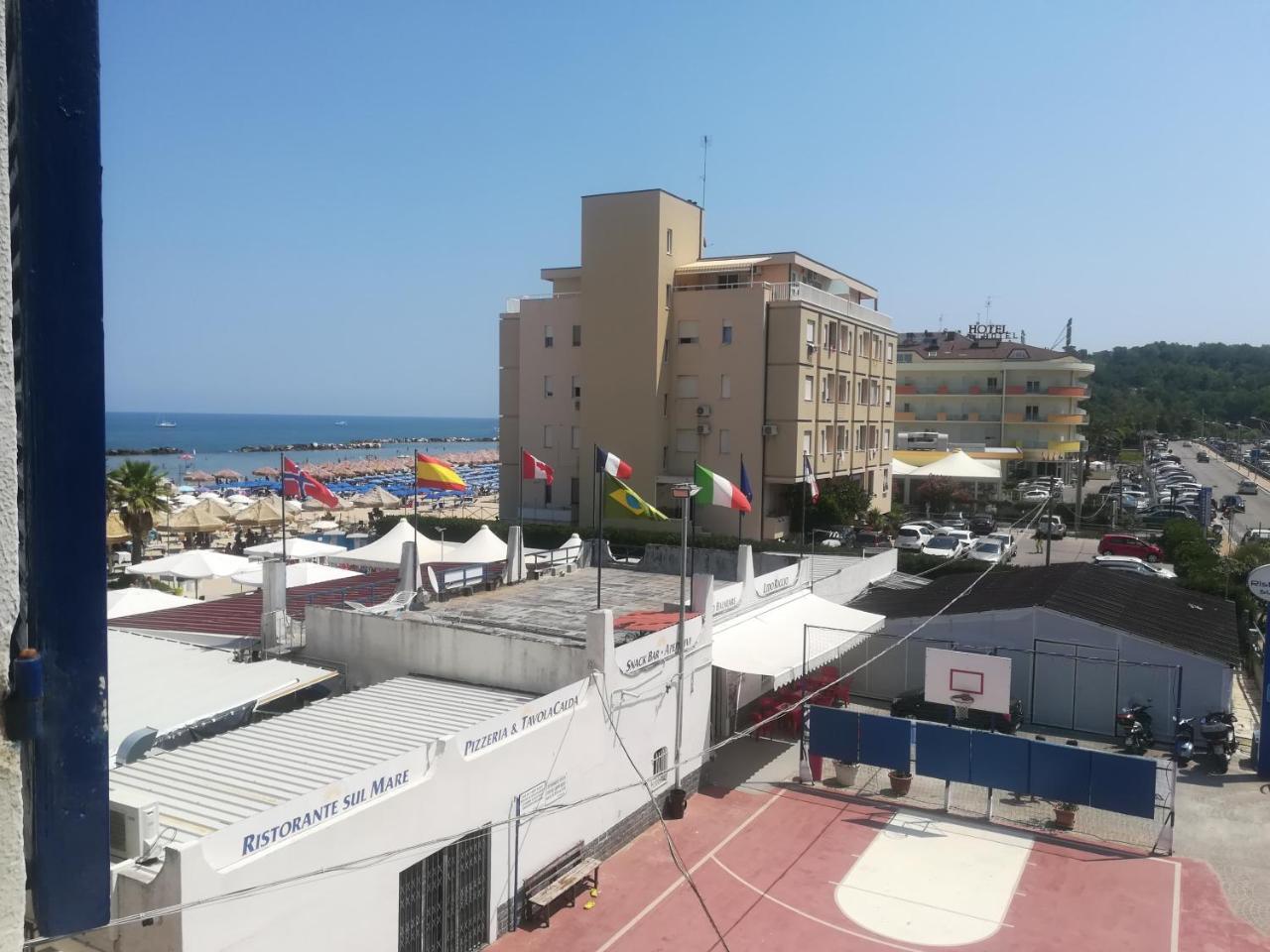 Hotel Valente Ортона Экстерьер фото